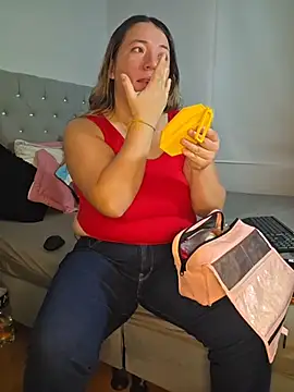 isabella rossse online show from 01/14/26, 01:59