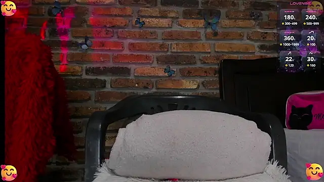 anita 29 online show from 11/13/25, 01:09