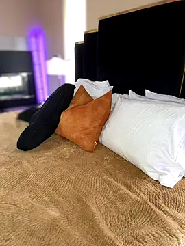 KarissaChantelle online show from 10/10/25, 06:09