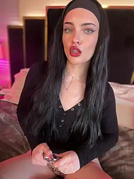 KarissaChantelle online show from 04/21/26, 03:18