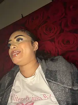 Snapshot of CarmelaAnthony chatting on 02/17/26, 12:57 CarmelaAnthony online show from 02/17/26, 12:57