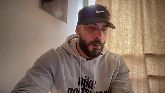 romeolovedark online show from 03/29/26, 08:54