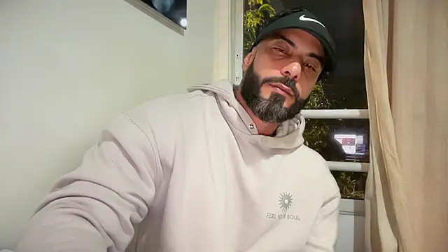 romeolovedark online show from 04/29/26, 07:34