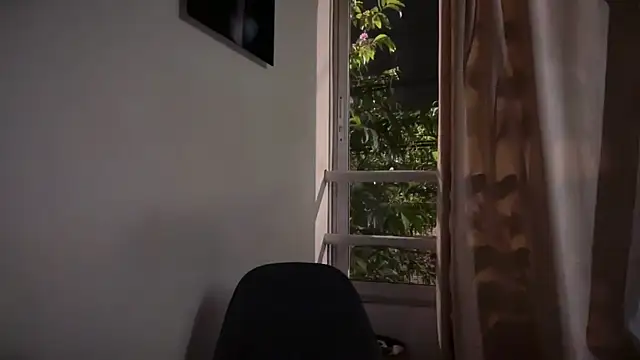 romeolovedark online show from 04/13/26, 08:40