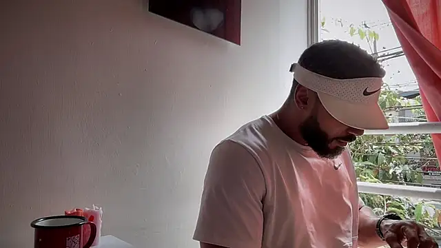 romeolovedark online show from 11/06/25, 04:22