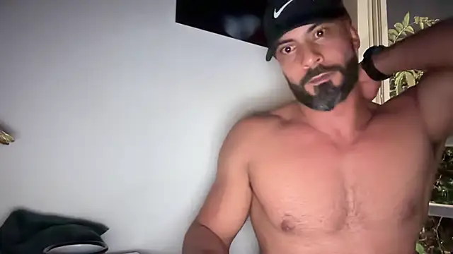 romeolovedark online show from 10/16/25, 04:54