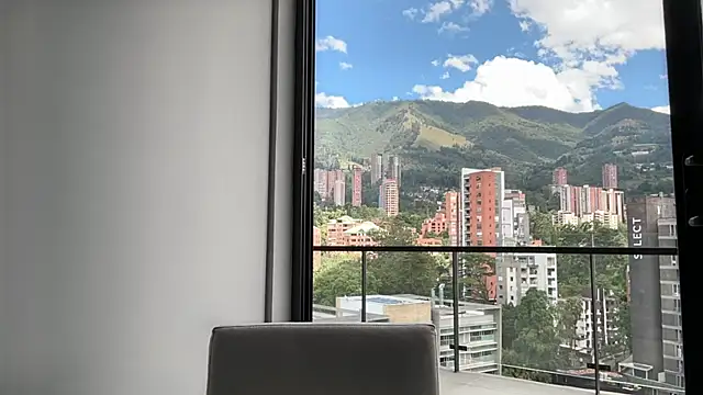 romeolovedark online show from 10/07/25, 06:20