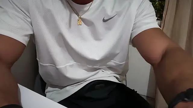 romeolovedark online show from 06/11/26, 12:54