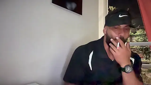 romeolovedark online show from 11/18/25, 07:55