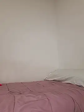 laura dirtyhot online show from 12/17/24, 08:01