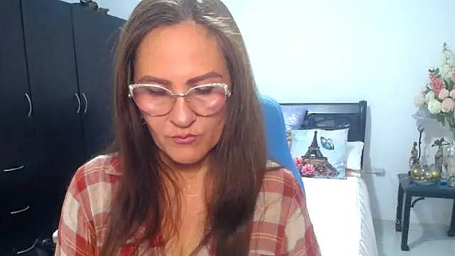 Xiimen online show from 05/28/26, 01:02