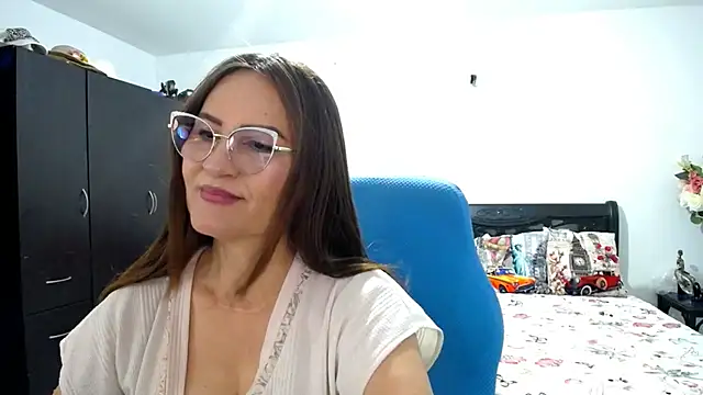 Xiimen online show from 12/14/25, 12:28