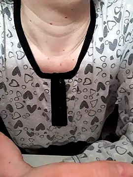 Moi Lina online show from 04/12/26, 01:58