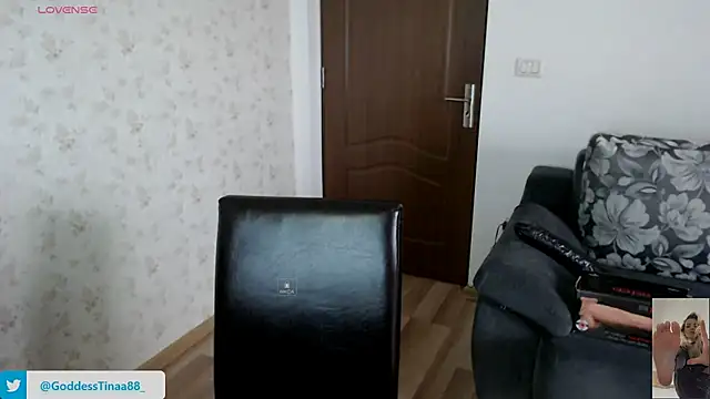 Goddess Tina online show from 11/20/25, 07:31