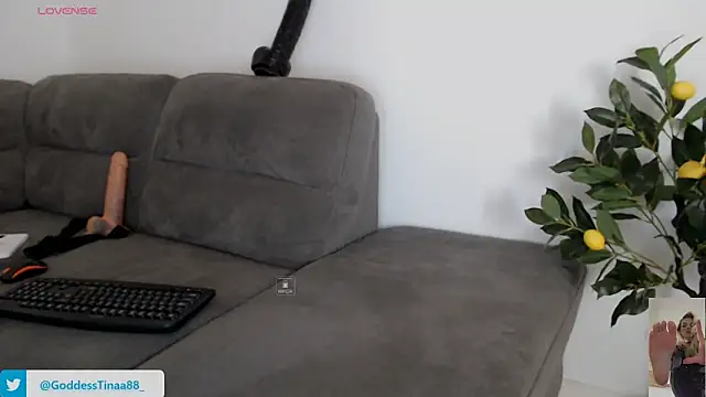Goddess Tina online show from 04/04/26, 02:56