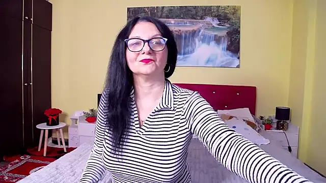 AlexaMorreno online show from 10/24/25, 10:36