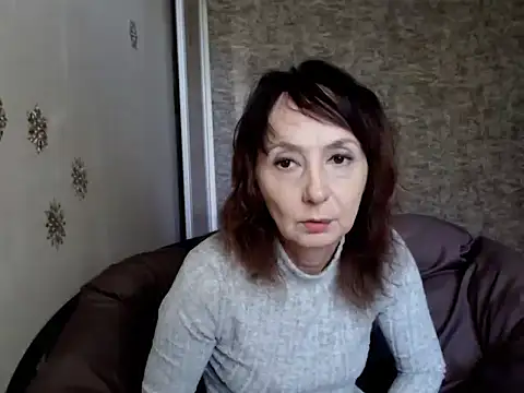 AnnieEltgant online show from 05/17/26, 08:36