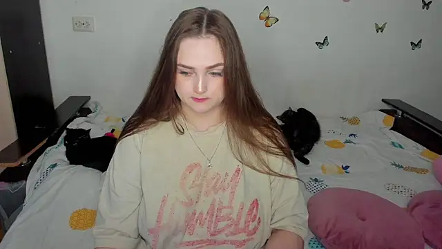 NataliEvans online show from 05/17/26, 08:42