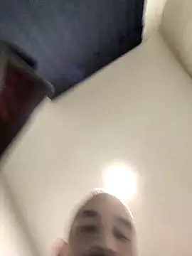 Snapshot of molok329 chatting on 01/09/26, 05:25 molok329 online show from 01/09/26, 05:25