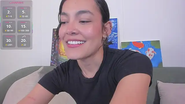 Snapshot of TIFFANYRUSSO chatting on 02/12/26, 05:40 TIFFANYRUSSO online show from 02/12/26, 05:40