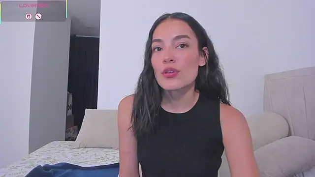 TIFFANYRUSSO online show from 07/25/26, 05:59