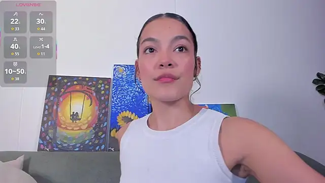 Snapshot of TIFFANYRUSSO chatting on 02/10/26, 06:45 TIFFANYRUSSO online show from 02/10/26, 06:45