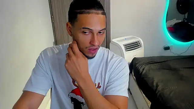 Kris Khalifa69 online show from 10/02/25, 05:00