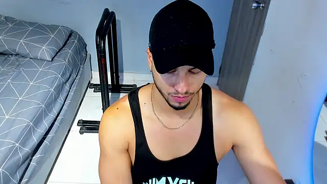 Kris Khalifa69 online show from 04/02/26, 11:11