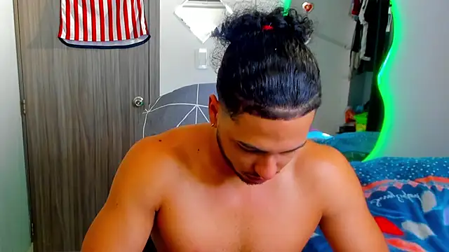 Kris Khalifa69 online show from 04/12/26, 04:21