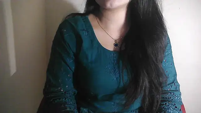 Snapshot of Chanchal--Navya chatting on 02/24/25, 01:21 Chanchal--Navya online show from 02/24/25, 01:21