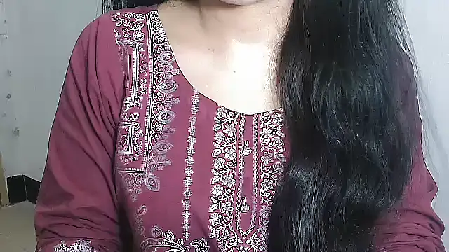 Snapshot of Chanchal--Navya chatting on 09/08/25, 06:29 Chanchal--Navya online show from 09/08/25, 06:29