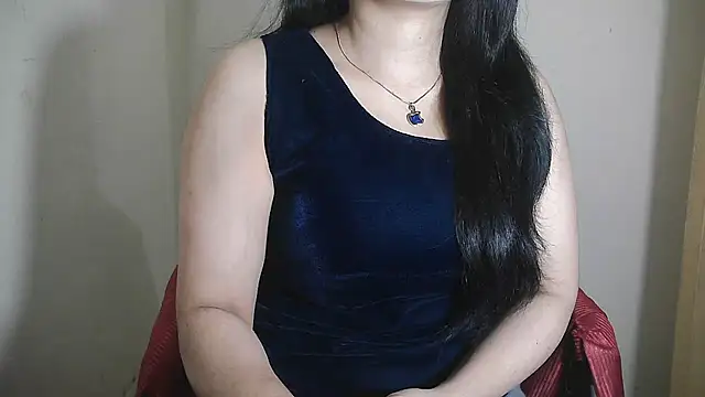 Snapshot of Chanchal--Navya chatting on 02/17/25, 08:49 Chanchal--Navya online show from 02/17/25, 08:49