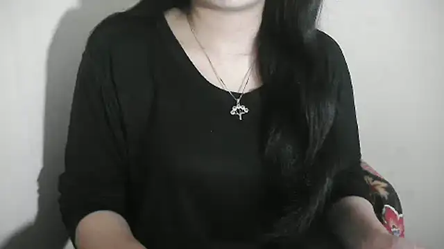 Snapshot of Chanchal--Navya chatting on 03/19/25, 05:28 Chanchal--Navya online show from 03/19/25, 05:28