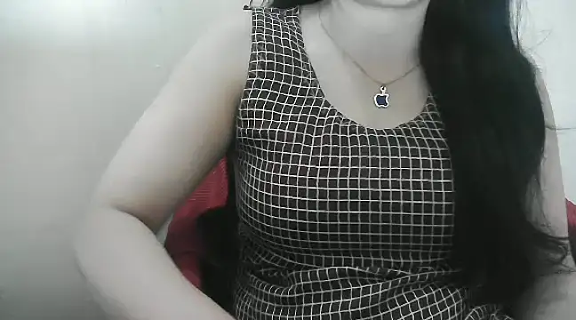 Snapshot of Chanchal--Navya chatting on 03/14/25, 08:28 Chanchal--Navya online show from 03/14/25, 08:28