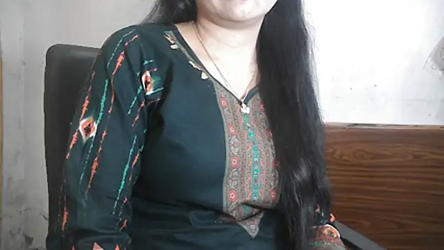 Chanchal--Navya online show from 04/10/26, 12:01