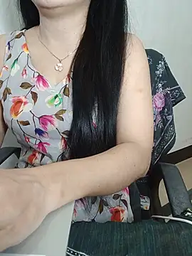Snapshot of Chanchal--Navya chatting on 07/17/26, 06:05 Chanchal--Navya online show from 07/17/26, 06:05