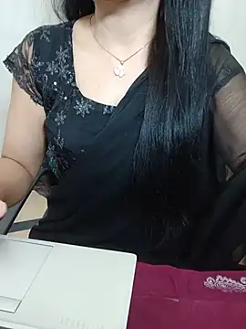 Snapshot of Chanchal--Navya chatting on 07/12/26, 06:20 Chanchal--Navya online show from 07/12/26, 06:20