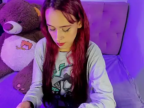 Snapshot of GiannaGoddes chatting on 10/08/25, 04:03 GiannaGoddes online show from 10/08/25, 04:03