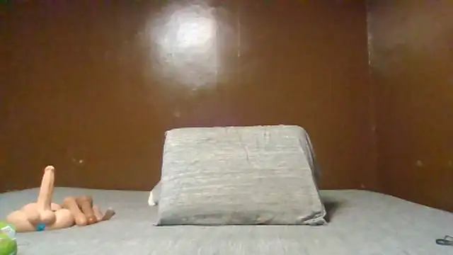 Heavenskyyee online show from 05/17/26, 02:06