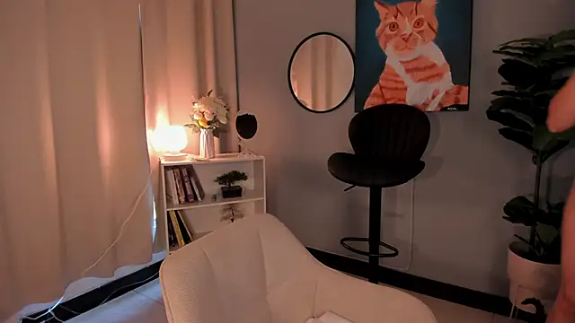 LiaPearce online show from 10/28/25, 12:26