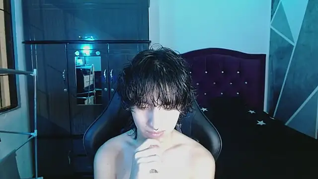 littlextreme online show from 04/13/26, 04:27