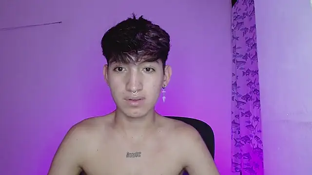 Snapshot of littlextreme chatting on 02/27/25, 07:30 littlextreme online show from 02/27/25, 07:30