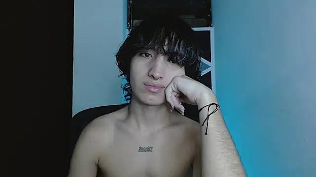 littlextreme online show from 05/05/26, 04:15