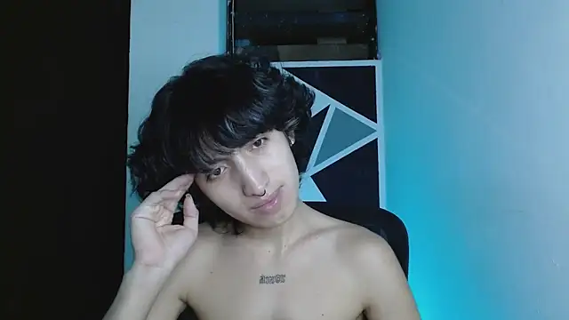 littlextreme online show from 05/04/26, 04:27