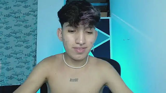 Snapshot of littlextreme chatting on 03/05/25, 06:33 littlextreme online show from 03/05/25, 06:33