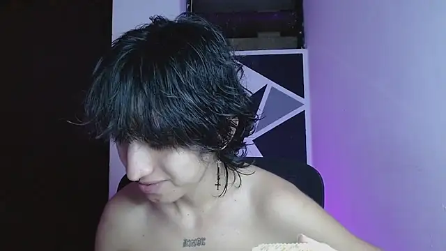 littlextreme online show from 04/10/26, 03:24