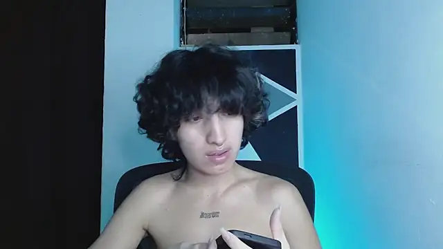 littlextreme online show from 05/28/26, 02:08