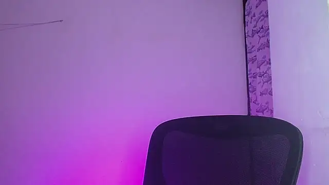 Snapshot of littlextreme chatting on 02/20/25, 06:50 littlextreme online show from 02/20/25, 06:50