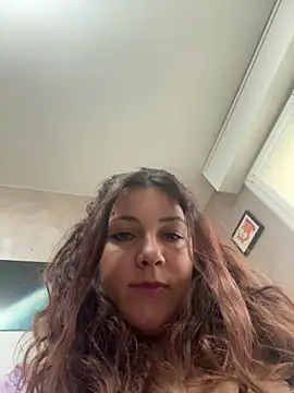 Snapshot of DaisyVibesss chatting on 11/12/25, 08:29 DaisyVibesss online show from 11/12/25, 08:29