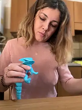 Snapshot of DaisyVibesss chatting on 01/17/25, 09:39 DaisyVibesss online show from 01/17/25, 09:39